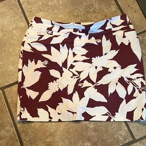 Chico's Maroon and White Floral Skort